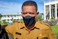 Kepala Dinas Kesehatan Kabupaten Mimika, Renold Ubra
