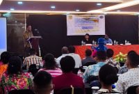 Kepala Dinas Tenaga Kerja dan Transmigrasi Kabupaten Mimika, Paulus Yenengga 