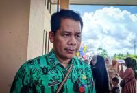 Kepala Badan Kesatuan Bangsa dan Politik Kabupaten Mimika, Yan Selamat Purba.