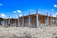 Tampak pembangunan Kantor Komisi Pemilihan Umum Kabupaten Mimika di Jalan Hasanuddin, Timika, Jumat (14/10/2022).