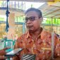 Kepala Distrik Mimika Baru, Dedy Paokuma.