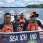 Tim sar gabungan berangkat ke lokasi pencat menggunakan RIB 400 PK milik Basarnas.