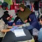 Suasana kegiatan pengobatan gratis oleh Dinas Kesehatan Mimika di Pos Peka, lokasi eks Pasar Swadaya, Jalan Yos Sudarso, Rabu (2/11/2022). 