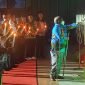 Prosesi pembakaran lilin Natal oleh Pj Sekretaris Daerah Mimika, Petrus Yumte dalam perayaan Natal Bersama Pemerintah Kabupaten Mimika, TNI-Polri, dan masyarakat di Graha Eme Neme Yauware, Timika, Papua Tengah, Kamis (29/12/2022)
