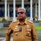 Wakil Bupati Mimika non aktif, Johannes Rettob. (Foto: Galeri Papua/Endy Langobelen) 