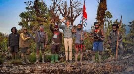 Egianus Kogoya bersama pasukannya menyandera pilot Susi Air Kapten Philip Mark Mertens. (Foto: istimewa)
