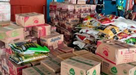 Sejumlah sembako dari Pemda Mimika bakal disalurkan ke tiga kampung terdampak banjir dan longsor di Distrik Tembagapura, Mimika, Papua Tengah. 