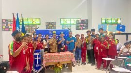 Foto bersama BPC GMKI Timika dan tim kerja musyawarah komisariat Poltekkes Timika. (Foto: Istimewa/BPC GMKI Timika) 