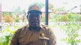 Kepala Dinas Koperasi dan Usaha Kecil Menengah Kabupaten Mimika, Petrus Yumte. (Foto: Galeri Papua/Jefri Manehat)