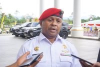 Anggota DPRD Kabupaten Mimika, Nurman Karupukaro. (Foto: Galeri Papua/Endy Langobelen)