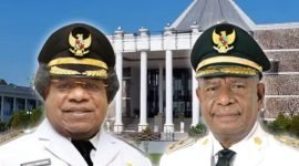 Bupati Mimika, Eltinus Omaleng, dan Wakil Bupati Mimika, Johannes Rettob. (Foto: Galeri Papua)