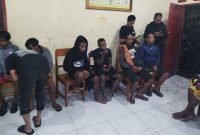 Para korban selamat dari penyerangan KKB di Yahukimo. (Foto: Istimewa/Satgas Humas Damai Cartenz 2023)