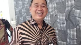 Direktur Penataan Daerah, Otonomi Khusus, dan Dewan Pertimbangan Otonomi Daerah pada Kemendagri, Valentinus Sudarjanto Sumito. (Foto: Galeri Papua/Jefri Manehat)