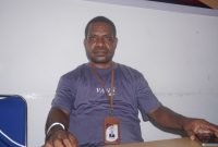 Koordinator Divisi (Koordiv) Sosialisasi, Pendidikan Pemilu, Partisipasi Masyarakat dan SDM, KPU Kabupaten Mimika, Fidelis Piligame, saat ditemui di Kantor KPU Mimika, Jalan Hassanudin, Irigasi, Mimika, Papua Tengah, Rabu (8/11/2023). (Foto: Galeri Papua/Moh. Wahyu Welerubun)
