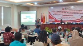 Suasana kegiatan peningkatan kapasitas Sumber Daya Manusia bagi para Pengawas Pemilu (Panwaslu) tingkat Distrik dan sekretariat Panwaslu Distrik se-Kabupaten Mimika di Hotel Horison Ultima, Jalan Hasanuddin, Timika, Papua Tengah, Senin (13/11/2023). (Foto: Galeri Papua/Endy Langobelen)