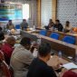 Suasana pembahasan rancangan awal RPJPD di Ruang Rapat Bappeda Kabupaten Mimika, Jum'at (24/11/2023). (Foto: Galeri Papua/Moh. Wahyu Welerubun)