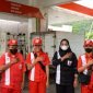 Para petugas SPBU di salah satu SPBU. (Foto: Istimewa/Humas PT Pertamina Patra Niaga)