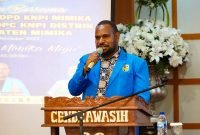 Ketua DPD KNPI Mimika, Awenes Imingkawak, saat membawakan sambutan dalam pembukaan Rakerda VII di Hotel Cenderawasih 66, Timika, Papua Tengah, Sabtu (9/12/2023). 