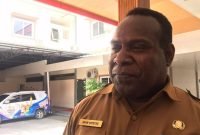 Kepala Dinas Penanaman Modal Pelayanan Terpadu Satu Pintu (DPMPTSP) Kabupaten Mimika, Abraham Kateyau. 