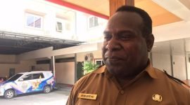 Kepala Dinas Penanaman Modal Pelayanan Terpadu Satu Pintu (DPMPTSP) Kabupaten Mimika, Abraham Kateyau. 