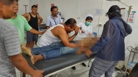 Korban pekerja material atas nama Natan saat berada di RSUD Dekai, Kabupaten Yahukimo, Papua Pegunungan, Selasa (5/12/2023). (Foto: Istimewa)