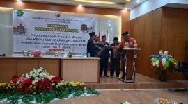 Pembukaan Bimbingan Manasik Haji Perdana oleh Wakil Bupati Mimika, Johannes Rettob. (Foto: Galeri Papua/Moh. Wahyu Welerubun)