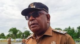 Wakil Bupati Mimika, Johannes Rettob. (Foto: Galeri Papua/Moh. Wahyu Welerubun)