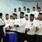 Ketua MUI Provinsi Papua, KH. Syaiful Islam Al Payage, S.H., saat membacakan naskah pengukuhan MUI Kabupaten Mimika, di Cendrawasih Hall, Hotel Serayu, Timika, Papua Tengah, Sabtu (20/1/2024). (Foto: Galeri Papua/Moh. Wahyu Welerubun)