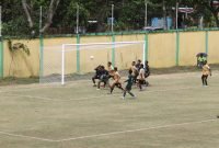 Papua Barat Daya kontra Papua Pegunungan dalam lanjutan babak kualifikasi PON XXI Aceh-Sumatera Utara (Sumut) 2024 bagi empat Daerah Otonomi Baru (DOB) Papua Raya di Stadion Wania Imipi, Mimika, Papua Tengah, Jumat (26/1/2024). (Foto: Istimewa)