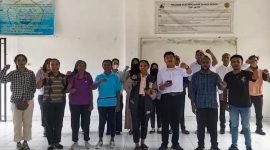Sekelompok mahasiswa di Jayapura, Papua, mengajak masyarakat menjaga kamtibmas selama Pemilu 2024, Sabtu (27/1/2024). (Foto: Istimewa/Tangkapan layar video)