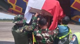 Jenazah Praka Wahriadi Bancin diterbangkan ke Jakarta, Sabtu (23/3/2024). (Foto: Istimewa)