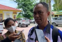 Kepala Dinas Perindustrian dan Perdagangan Kabupaten Mimika, Petrus Pali Ambaa. (Foto: Galeri Papua/Moh. Wahyu Welerubun) 