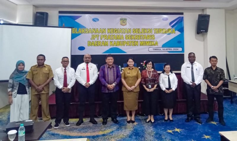 Tahapan pertama seleksi Sekretaris Daerah Definitif Kabupaten Mimika yang dilaksanakan di Hotel Horison Ultima, Jalan Hasanuddin, Timika, Papua Tengah. (Foto: Galeri Papua/Jefri Manehat)