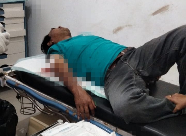 Abd Rahim, korban penusukan oleh OTK di Kabupaten Paniai, Papua Tengah. (Foto: Istimewa)