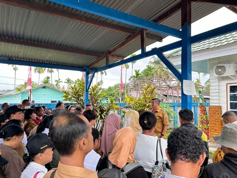 Ratusan TH K2 Provinsi Papua yang dialihkan ke Provinsi Papua Tengah. (Foto: Istimewa)