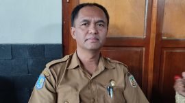 Kepala Dinas Perindustrian dan Perdagangan, Petrus Pali Amba. (Foto: Galeri Papua/Endy Langobelen) 