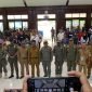 Foto bersama pada pembukaan sosialisasi dampak Perda dan Perbup oleh Dinas Satpol PP Mimika. (Foto: Galeri Papua/Moh. Wahyu Welerubun)