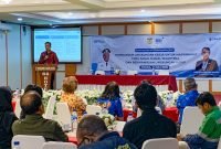 Kepala Cabang PT SUCOFINDO Timika menyampaikan sambutan kepada peserta dan tamu undangan yang hadir. (Foto: Galeri Papua/Moh. Wahyu Welerubun)