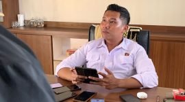 Kasat Reskrim Polres Mimika, AKP Fajar Zadiq, saat ditemui di kantin Polres Mimika, Jalan Agimuga, sekitaran Mile 32, Senin (12/8/2024). (Foto: Galeri Papua/Wahyu)