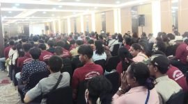 Ratusan pencaker saat mengikuti pelatihan sertifikasi potensi yang digelar Disnakertrans Mimika Papua Tengah. (Foto: Galeri Papua/Jefri Manehat)