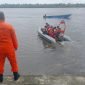 Tim SAR bertolak dari dermaga untuk melakukan pencarian. (Foto: Istimewa/Humas SAR Timika)