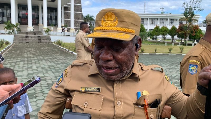 Penjabat Sekretaris Daerah Kabupaten Mimika, Petrus Yumte. (Foto: Galeri Papua/Wahyu)