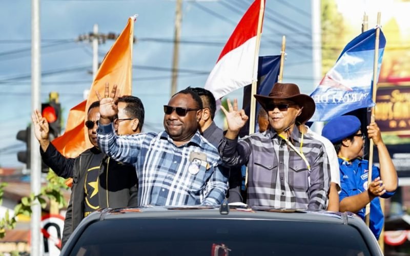 AIYE saat mengikuti konvoi Deklarasi Pilkada Damai yang digelar KPU Mimika, Rabu (25/9/2024). (Foto: Istimewa/Tim AIYE)