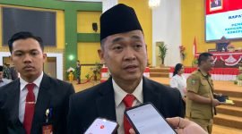 Pj Bupati Mimika, Valentinus Sudarjanto Sumito. (Foto: Galeri Papua/Wahyu)