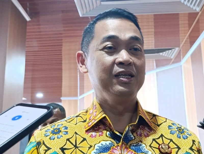 Pj Bupati Kabuapten Mimika, Valentinus Sumito. (Foto: Galeri Papua/Wahyu)