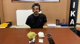 Pelaku RW di Kantor Sat Res Narkoba Polres Mimika. (Foto: Istimewa)