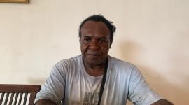 Aktivis HAM di Mimika, Patris Wetipo. (Foto: Galeri Papua/ Wahyu)