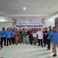 Foto bersama kegiatan pembekalan hukum kepemiluan yang digelar oleh Paslon Maximus-Peggi. (Foto: Istimewa/Tim MP3)