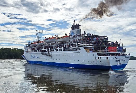 Ilustrasi kapal Pelni berlabuh di Pelabuhan Poumako, Timika, Papua Tengah. (Foto: Istimewa/Pelni Cabang Timika)