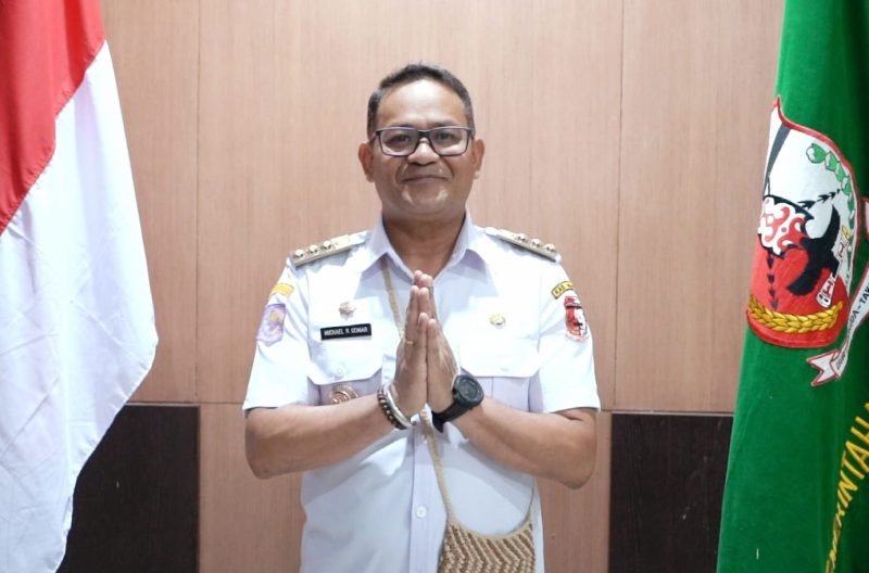 Penjabat Bupati Mappi, Dr. Michael R. Gomar, S.STP.,M.Si. (Foto: Istimewa/Hendra Darato - Humas Pemda Mappi)